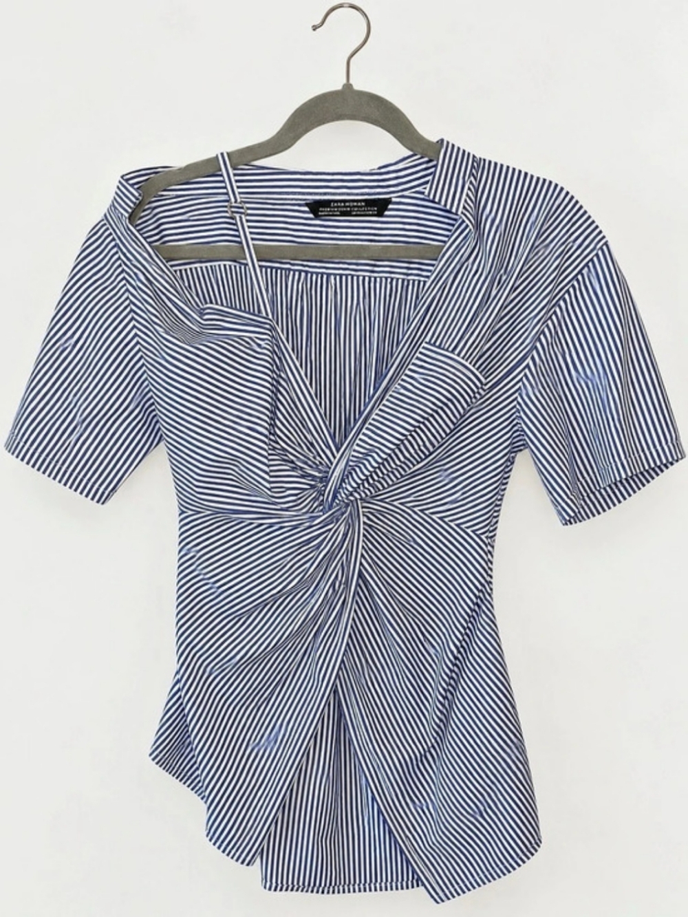Zara Woman Striped Twist Front Blouse in Blue & White Size Medium